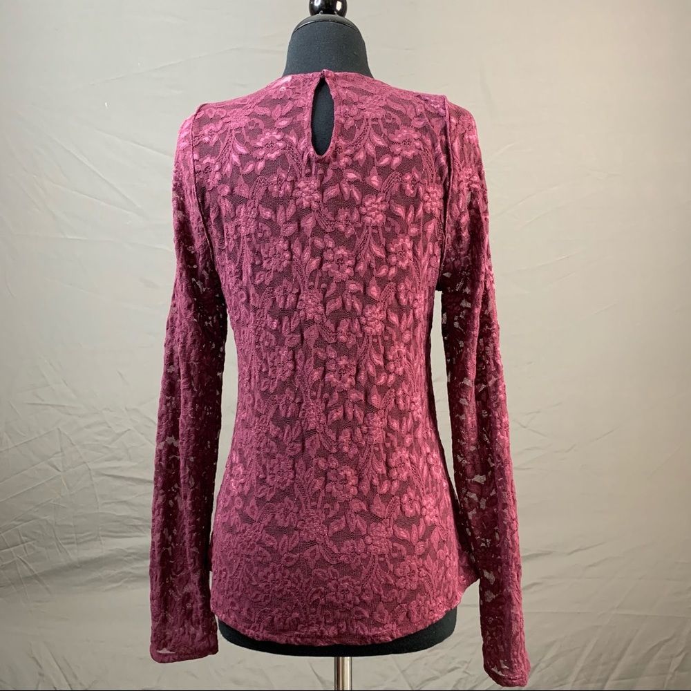 🦋 Lace Sheer Burgundy Peek-a-boo - Picture 3 of 5
